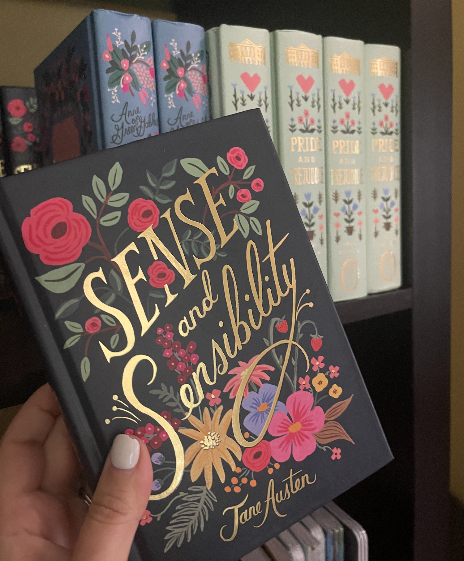Illustrated hardcover version of the novel Sense and Sensibility by Jane Austen. This is the Puffin version which features elaborate typography and floral pattern.