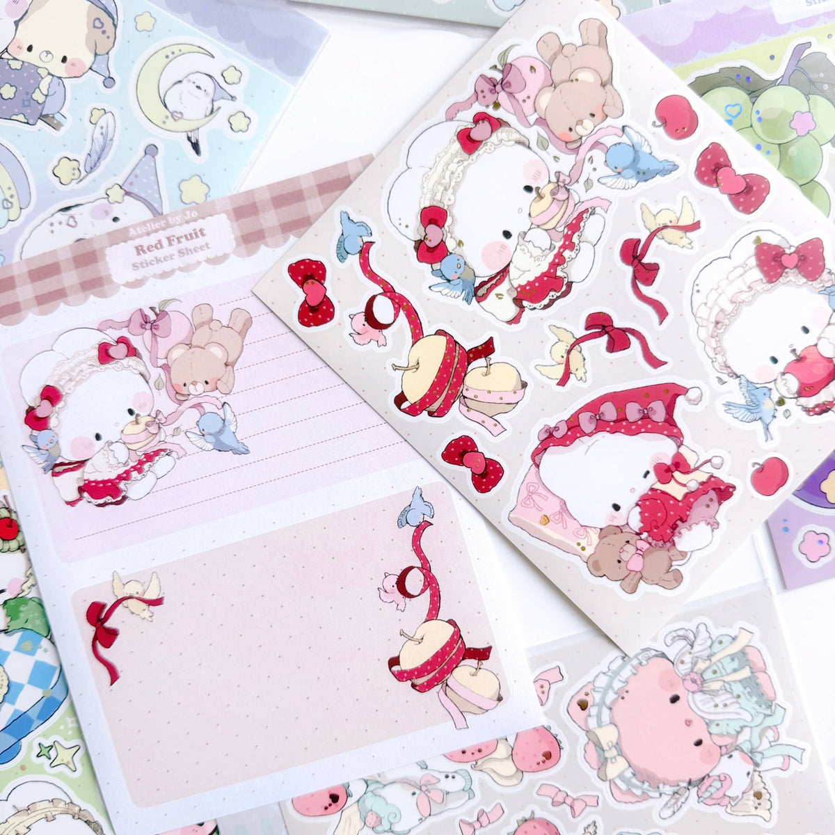 Vintage Apple: Large Illustrative Sticker Sheet