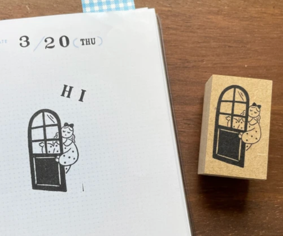 Mari-Chan Glimpses through the Door Stamp