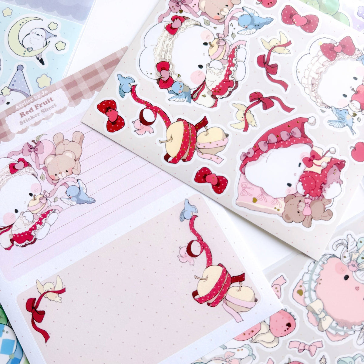 Vintage Apple: Large Illustrative Sticker Sheet